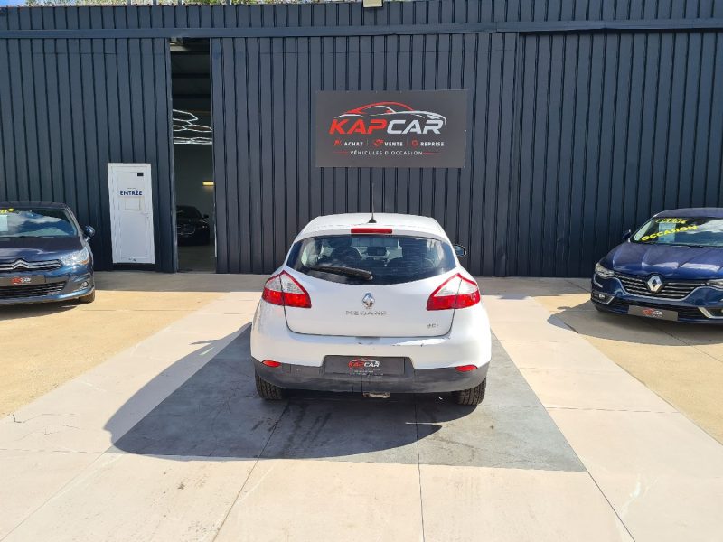 TRES BELLE RENAULT MEGANEIII 1.5 DCI 95 LIFE 2014