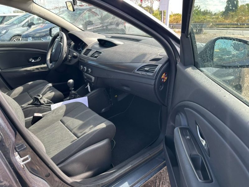 RENAULT Mégane III Phase 3 Hatchback 1.5 dCi  95 cv
