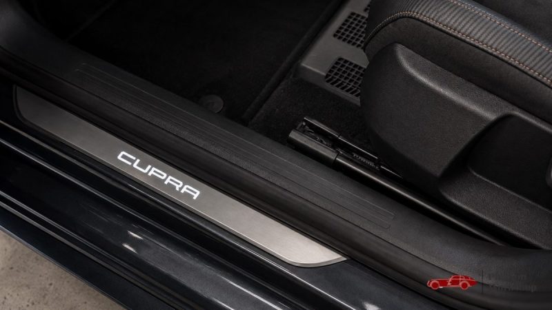 SEAT LEON ST CUPRA R – 2.0 TSI 300 | 4DRIVE | DSG7 | TOIT PANO | BREMBO | DCC | 2019
