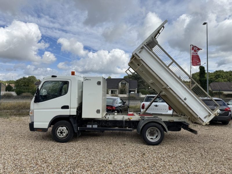 Mitsubishi canter fuso benne 130 ch / tva récuperable
