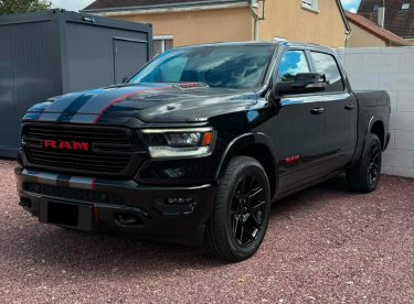 Dodge Ram 1500 Crew Cab Laramie 5.7 V8 HEMI 395 CH - (Suréquipé– Origine France)