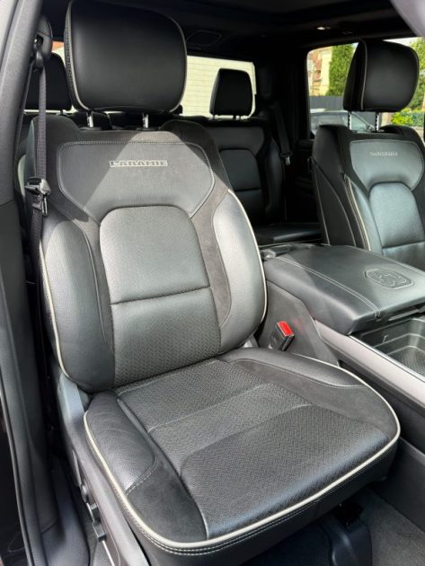 Dodge Ram 1500 Crew Cab Laramie 5.7 V8 HEMI 395 CH - (Suréquipé– Origine France)