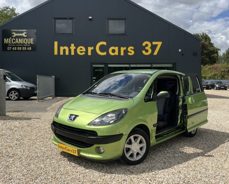 PEUGEOT 1007 VITAMINE 1.4I 73 ch GENTLEMAN LADY