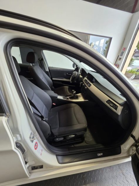 B.M.W. SERIE 3 TOURING 320D XD 184 EDITION 2012
