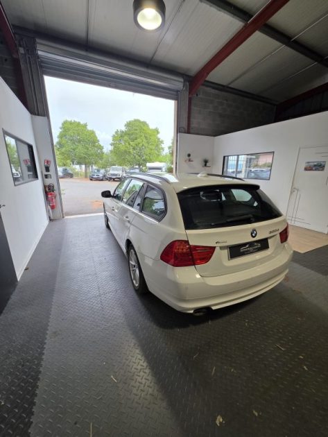 B.M.W. SERIE 3 TOURING 320D XD 184 EDITION 2012