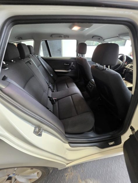 B.M.W. SERIE 3 TOURING 320D XD 184 EDITION 2012