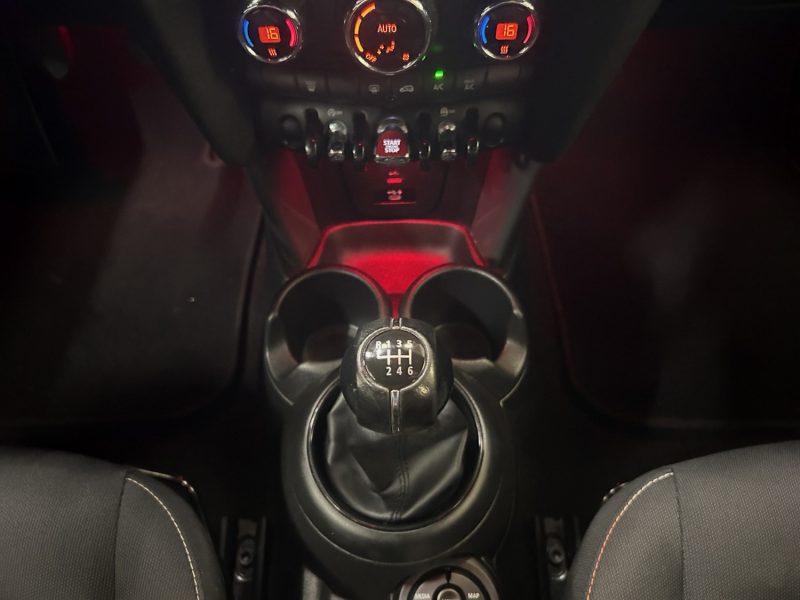 MINI ONE 1.5L 102 CV.