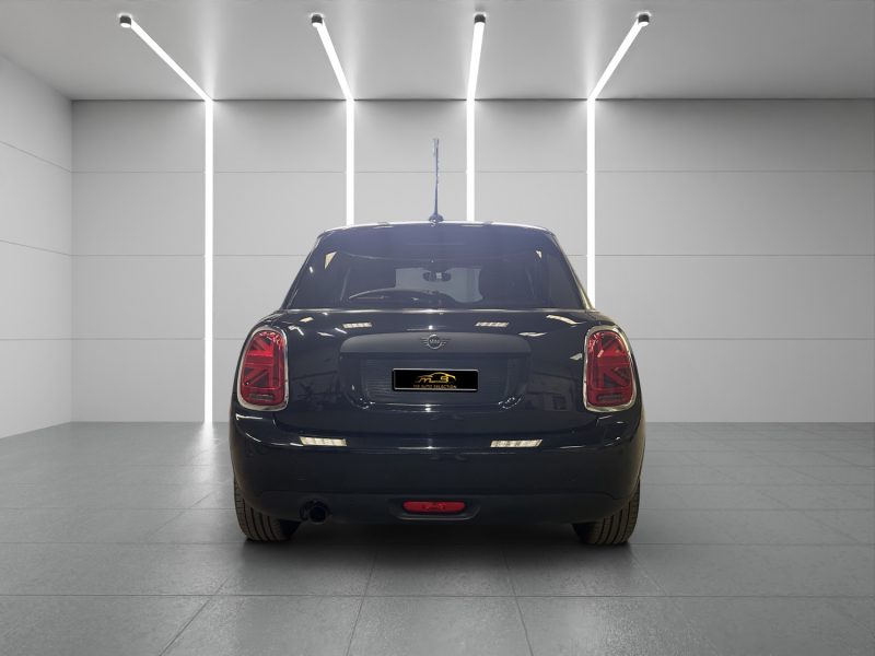 MINI ONE 1.5L 102 CV.