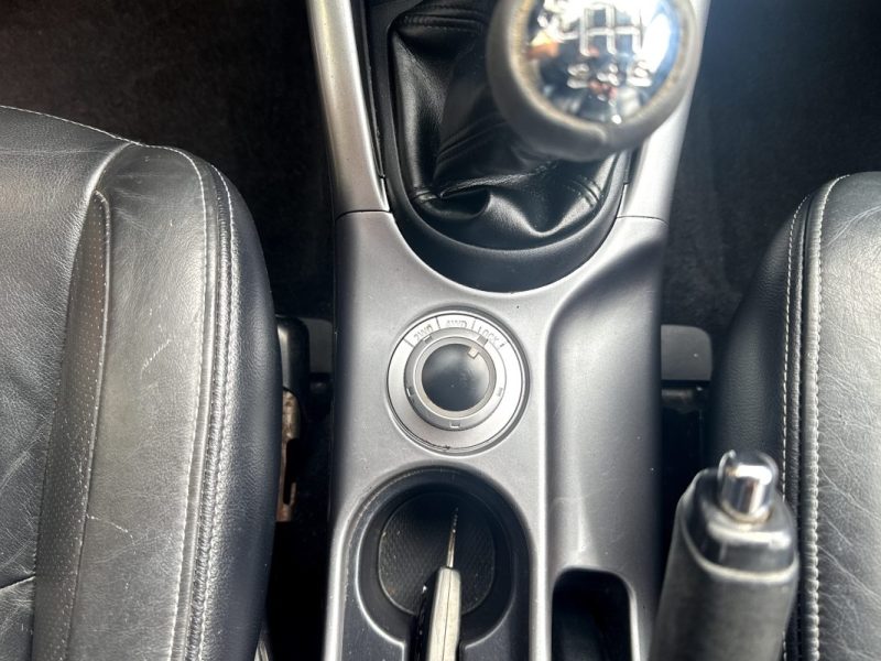 PEUGEOT 4007 7 PLACE 2.2L HDI Premium GARANTIE 12 MOIS PIECES ET MAIN D'OEUVRE 