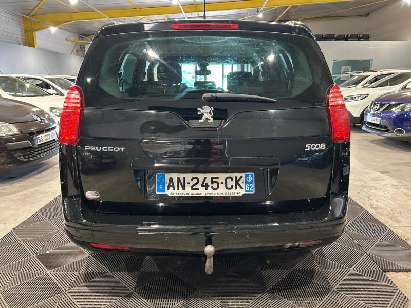 PEUGEOT 5008 2.0 HDI 150CH