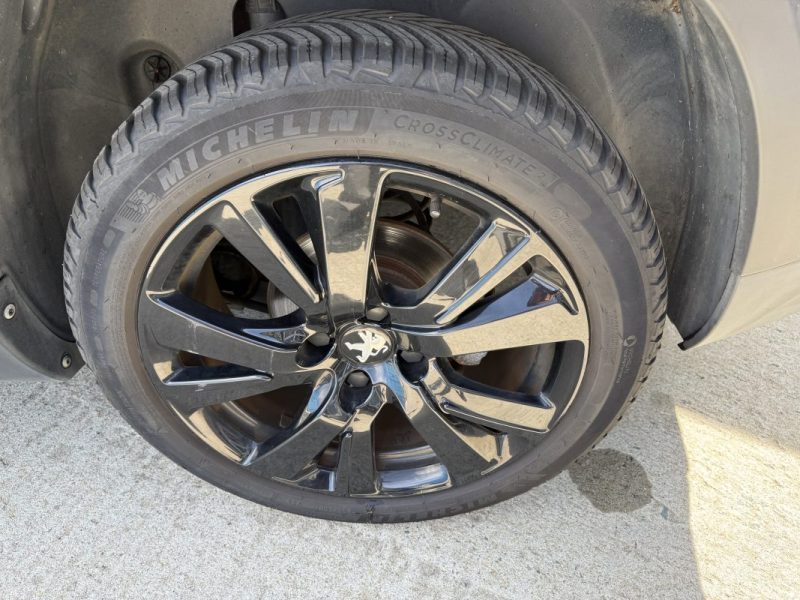 PEUGEOT 2008 1.2 110CV GT LINE 