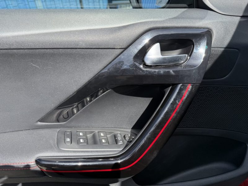PEUGEOT 2008 1.2 110CV GT LINE 