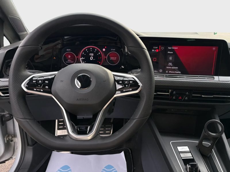 VOLKSWAGEN GOLF 8 1.5 TSI 130 R-LINE / CARPLAY / KEYLESS / CAMERA