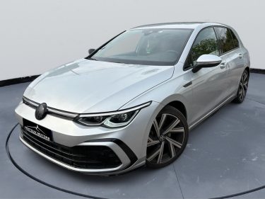 VOLKSWAGEN GOLF 8 1.5 TSI 130 R-LINE / CARPLAY / KEYLESS / CAMERA