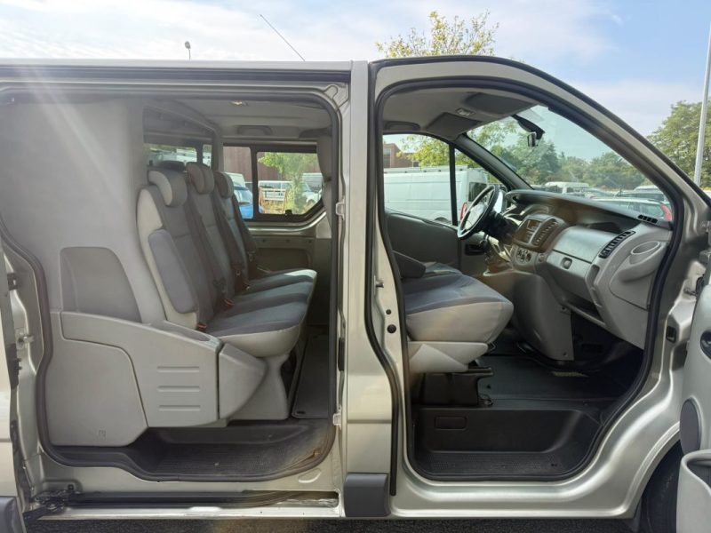 RENAULT TRAFFIC 5 Places L2H1 2008