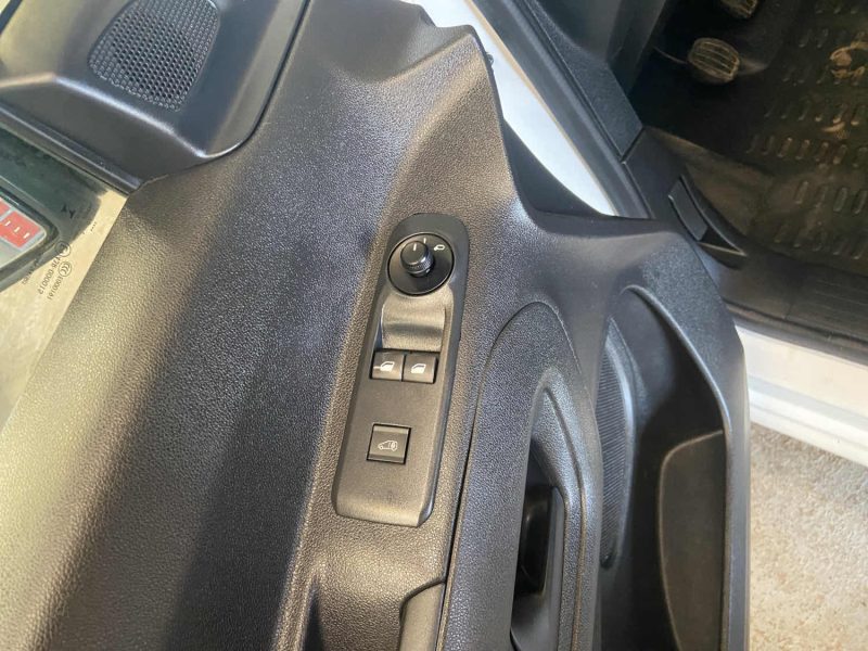 PEUGEOT PARTNER 3 *TVA RECUPERABLE* 1.5 BLUE HDI 75 CV.