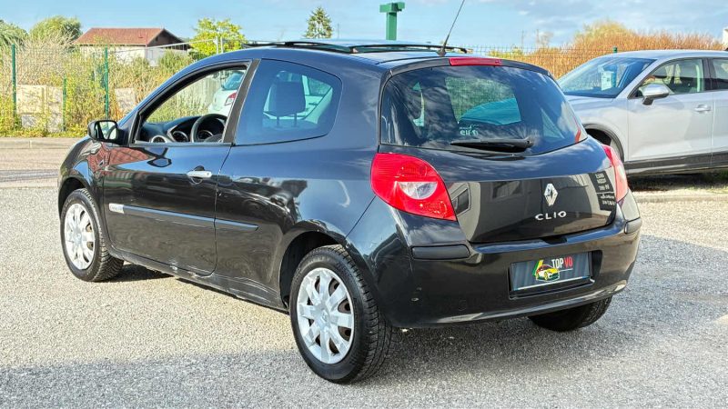 RENAULT CLIO III AUTHENTIQUE 1.5DCI 70ch TO