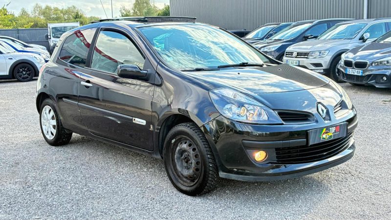 RENAULT CLIO III AUTHENTIQUE 1.5DCI 70ch TO