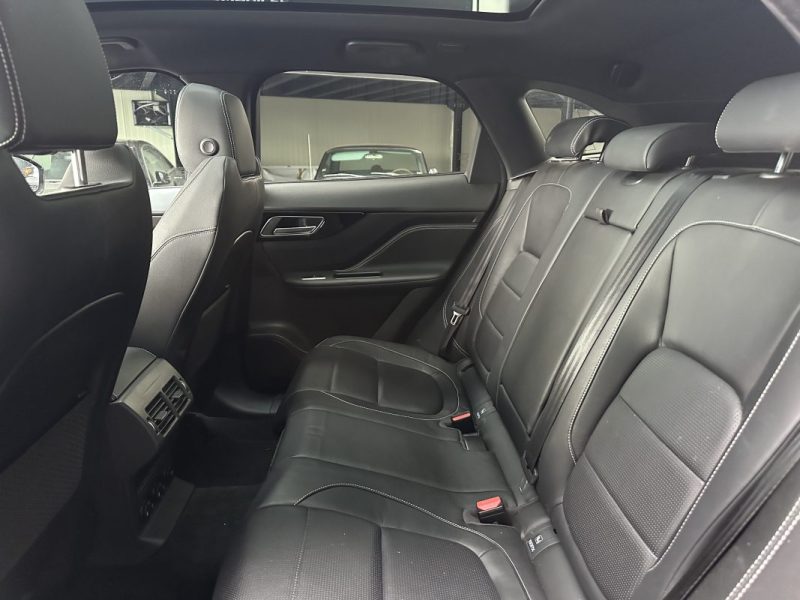 JAGUAR F-PACE JAGUAR F-PACE V6 3.0 D 300CV AWD BVA8 R-SPORT  2016