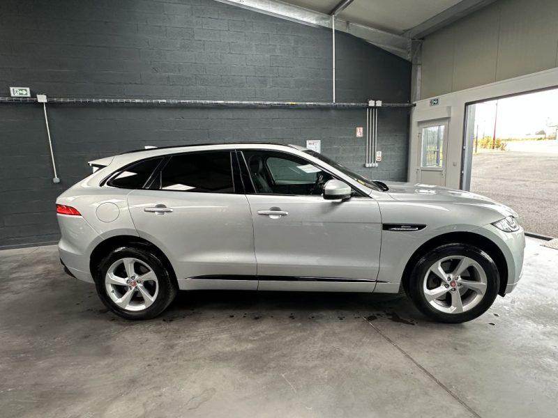 JAGUAR F-PACE JAGUAR F-PACE V6 3.0 D 300CV AWD BVA8 R-SPORT  2016