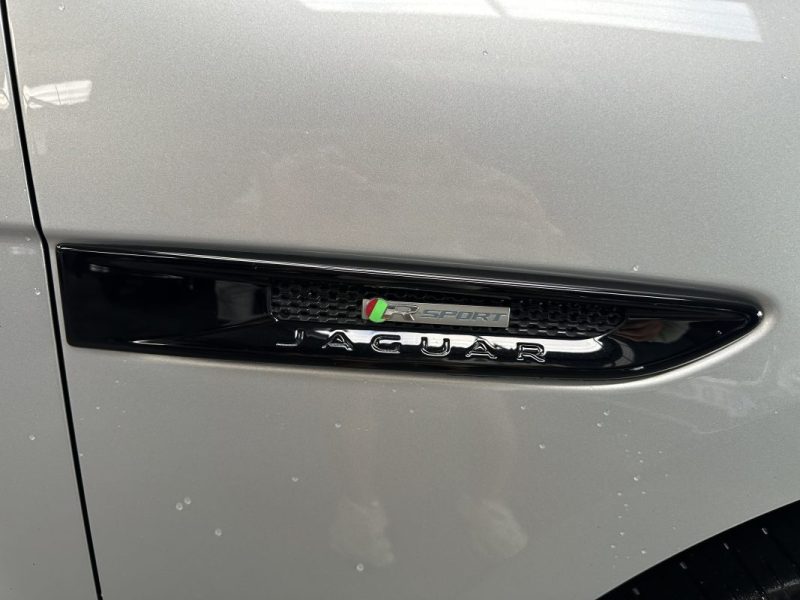 JAGUAR F-PACE JAGUAR F-PACE V6 3.0 D 300CV AWD BVA8 R-SPORT  2016