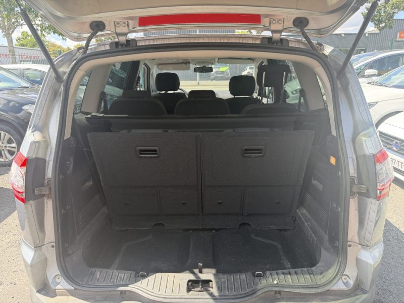 FORD S-MAX 2.0 TDCI 140 cv - GARANTIE 12 mois - Trend 