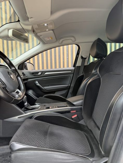 RENAULT MEGANE IV ESTATE TCE 130 INTENS EDC 2017