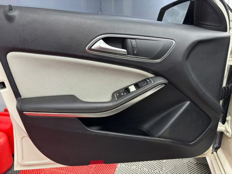 MERCEDES CLASSE A A160 D  2016