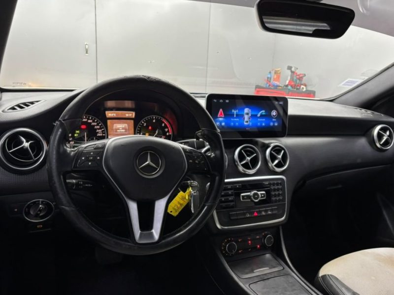 MERCEDES CLASSE A A160 D  2016