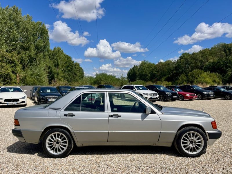 MERCEDES 190 E 2.6 160 ch