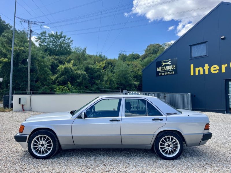 MERCEDES 190 E 2.6 160 ch