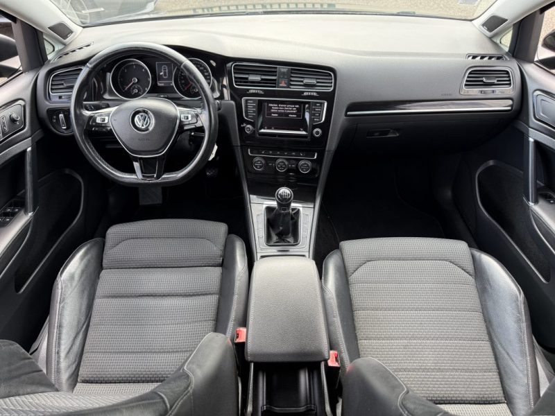 Volkswagen Golf VII 2.0 TDI 150ch BlueMotion Technology Confortline Garantie 6 Mois