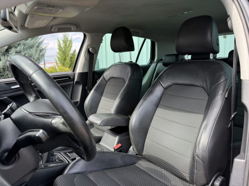 Volkswagen Golf VII 2.0 TDI 150ch BlueMotion Technology Confortline Garantie 6 Mois