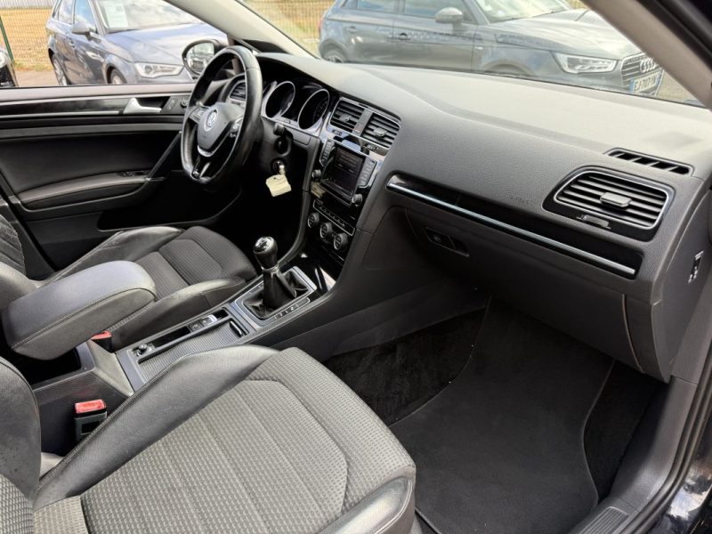 Volkswagen Golf VII 2.0 TDI 150ch BlueMotion Technology Confortline Garantie 6 Mois