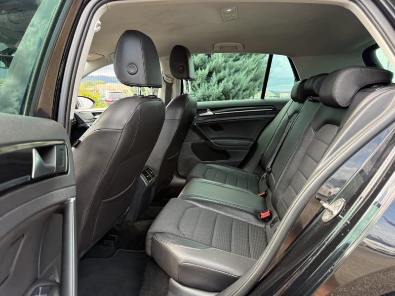 Volkswagen Golf VII 2.0 TDI 150ch BlueMotion Technology Confortline Garantie 6 Mois