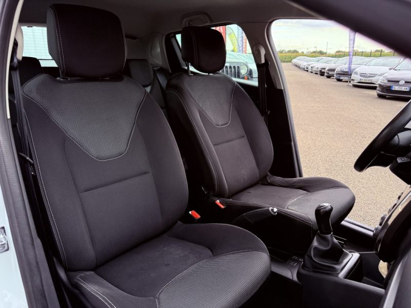 Renault Clio 1.5 dCi 90ch Zen Garantie 6 Mois