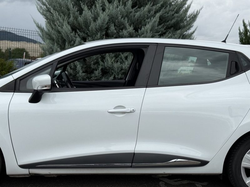 Renault Clio 1.5 dCi 90ch Zen Garantie 6 Mois