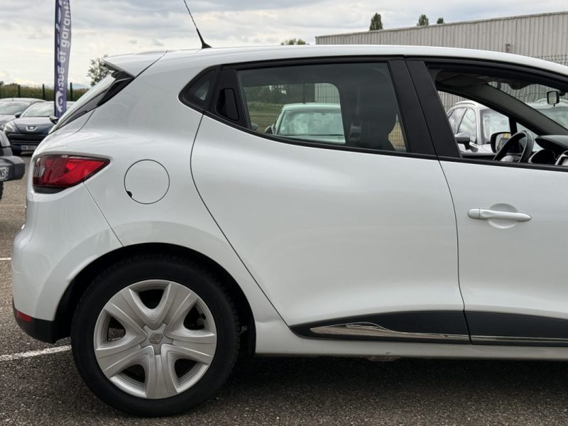 Renault Clio 1.5 dCi 90ch Zen Garantie 6 Mois
