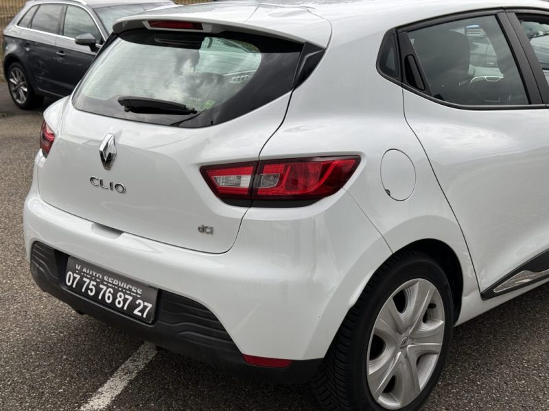 Renault Clio 1.5 dCi 90ch Zen Garantie 6 Mois