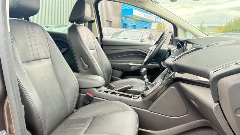 Ford C-Max Ecoboost 125ch Titanium