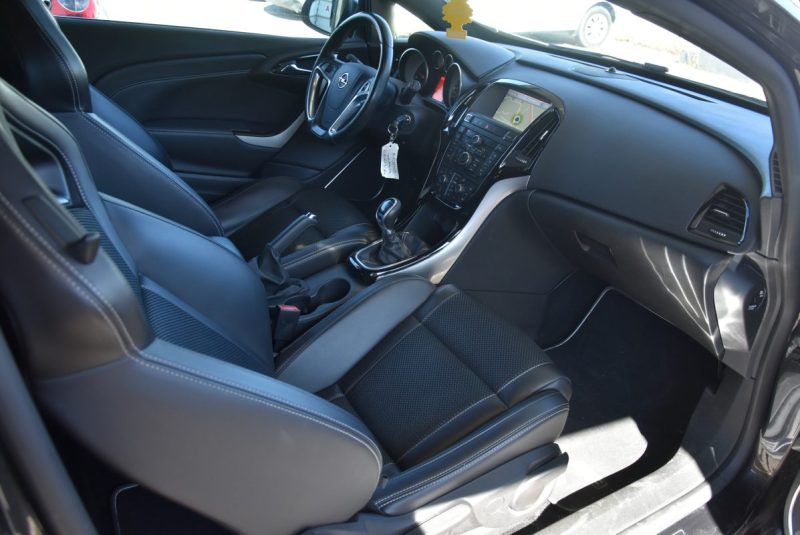 OPEL ASTRA GTC 2.0 TURBO 280CH OPC -96 660 KM 2013