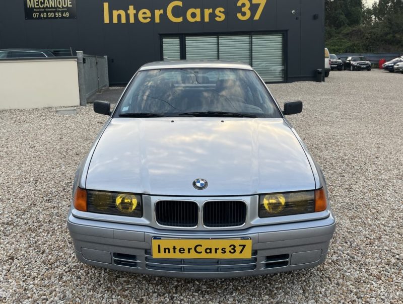 B.M.W. SERIE 3 316I 100 CH E36