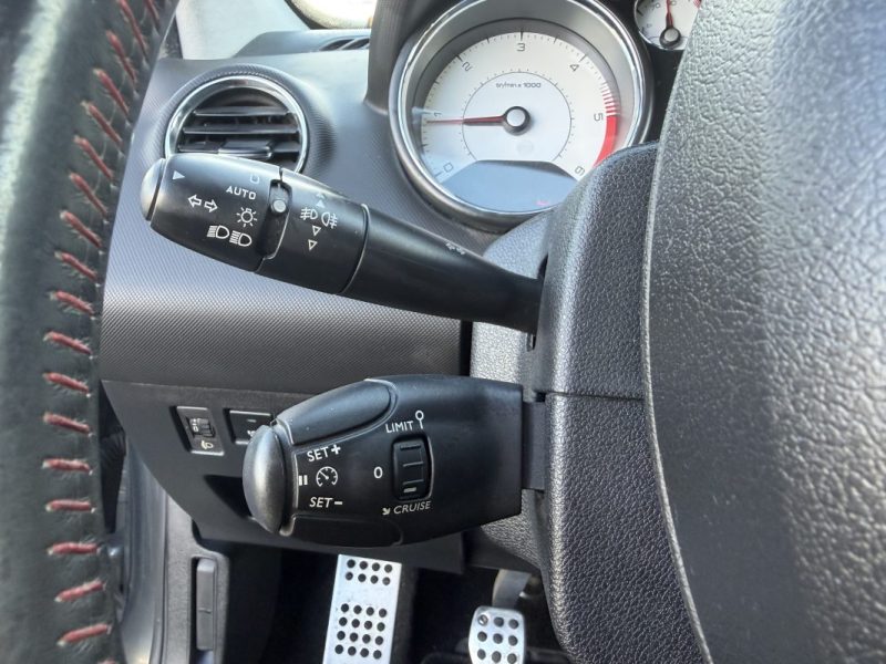 PEUGEOT 308 1.6 E-Hdi 112 SPORTIUM 2012 SUIVI COMPLET PEUGEOT GARANTIE 6 MOIS 