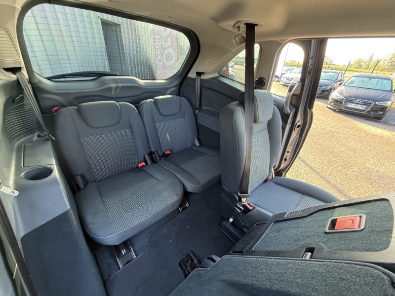 Ford C-MAX 1.6 125CH Titanium 7 Places 99.000km Garantie 6 Mois