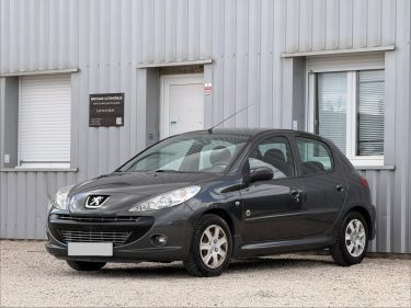 PEUGEOT 206 + 1.4 HDI 70CV URBAN MOVE 2012 177 000KM