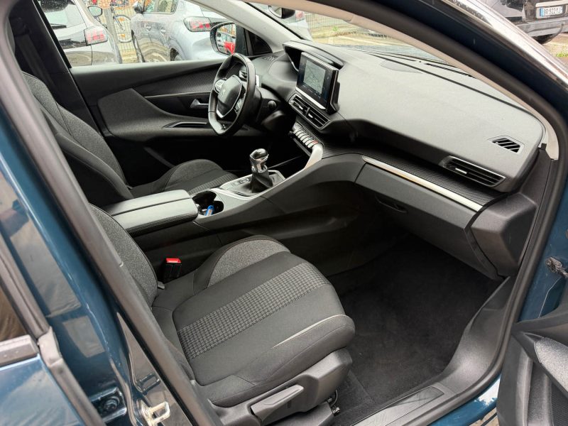 PEUGEOT 3008 II BLUEHDI 130cv S&S ACTIVE PACK BVM6 - CARPLAY/CAMERA