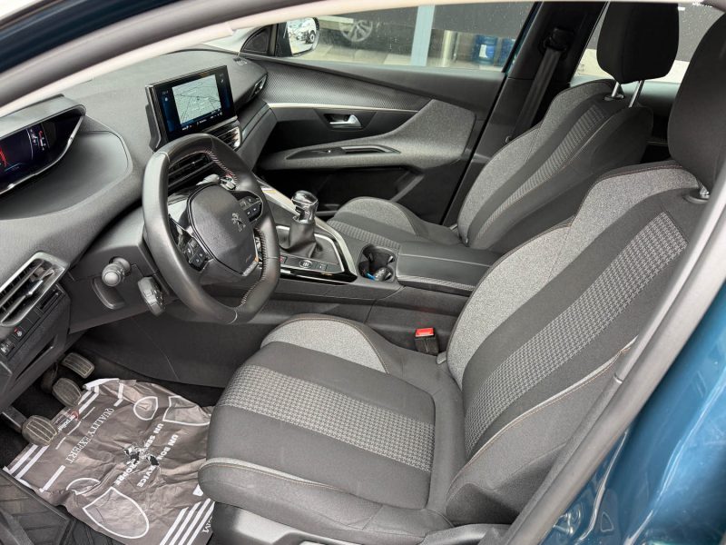PEUGEOT 3008 II BLUEHDI 130cv S&S ACTIVE PACK BVM6 - CARPLAY/CAMERA