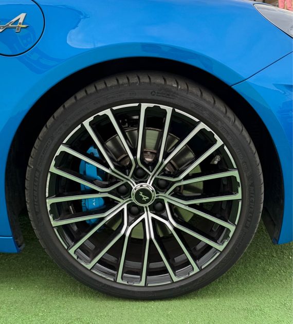 ALPINE A110  (2) 1.8 T 252 CV BVA FINITION GT / 1 ERE MAIN / ORIGINE FRANCE /GARANTIE 6 MOIS  