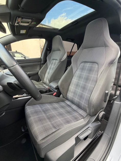 VOLKSWAGEN GOLF 8 2.0 TDI 200 CV  GTD DSG / TOIT OUVRANT / ORIGINE FRANCE / GARANTIE 6 MOIS 