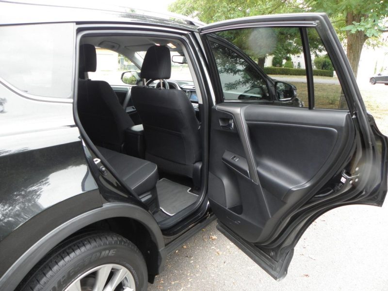 Toyota RAV 4 IV 2.5 Hybrid 197ch AWD-i Dynamic • 1ère main • Entretien Toyota